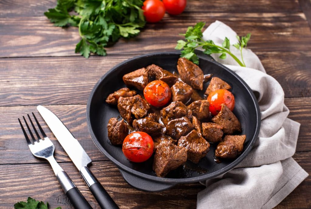 Carne de entrecot madurado con tomate